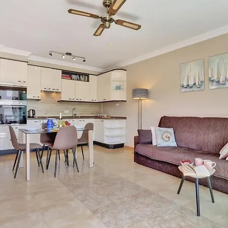 La Concha With Pool For Kids! Cotillo