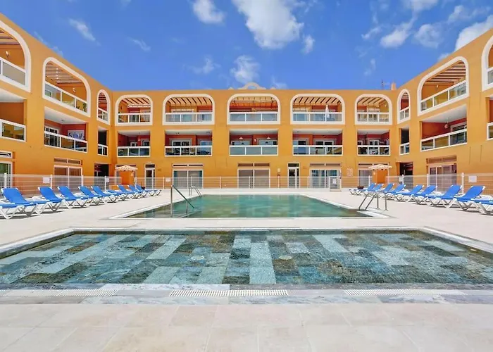 La Concha With Pool For Kids! Apartment