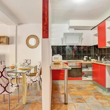 La Concha With Pool For Kids! Apartament